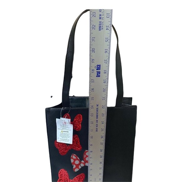 COPY - Disney Parks Exclusive Minnie Mouse black sequin Bow autograph purse tot… - Picture 7 of 12